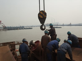 榮峰耐磨工程-陶瓷改向滾筒安裝現場